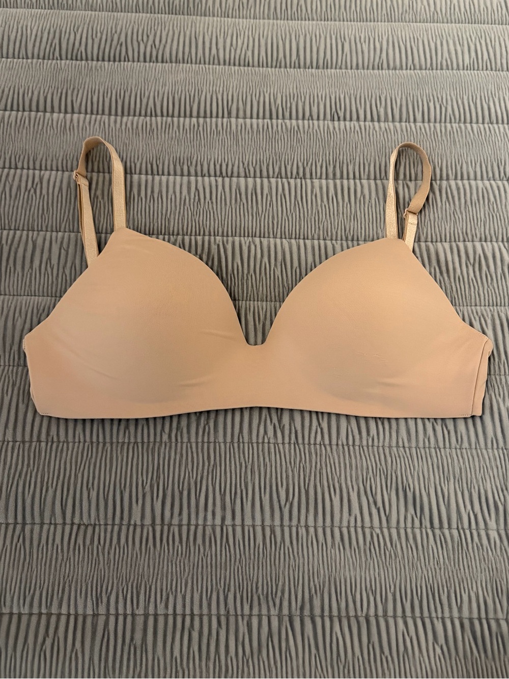 Victoria's Secret Light Nude Wireless T-Shirt Bra